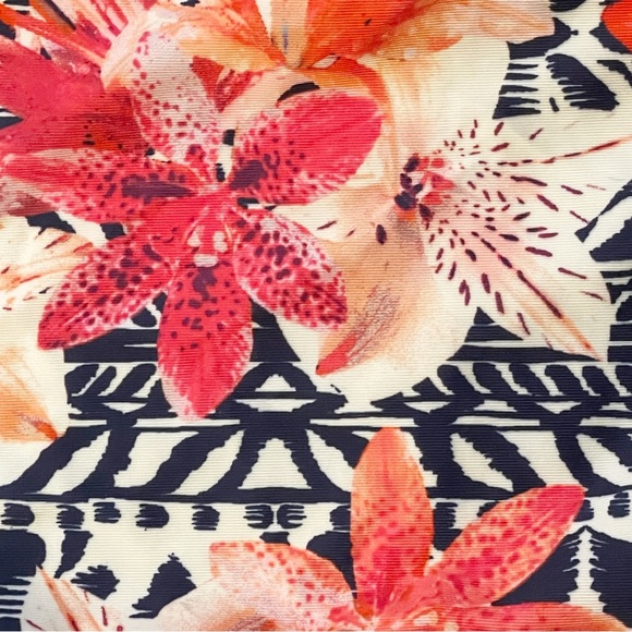 Island Escape Convertible Antigua La Flor Printed Strapless Tankini Top - Picture 2 of 8